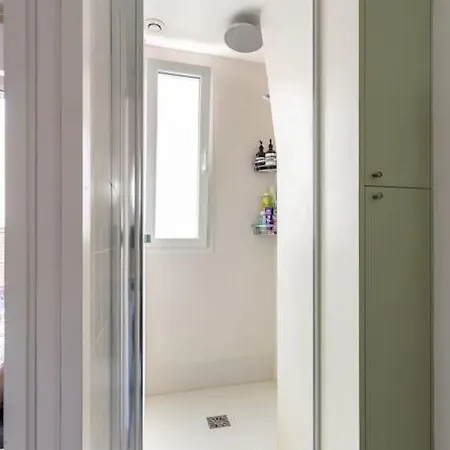 Bastille Nest In Apartment Paris